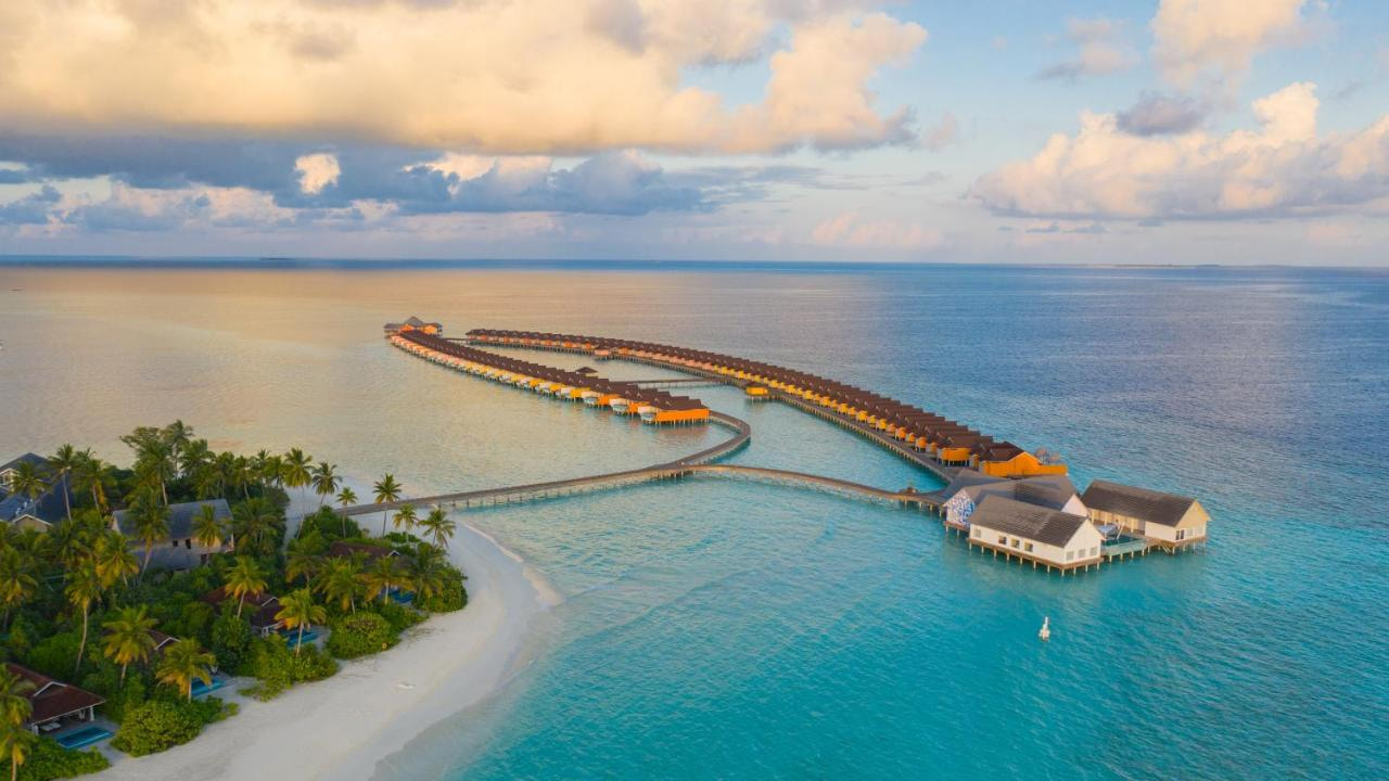 “09 Night Adventure of Dubai & Maldives with All Inclusive” Starting from £ 3099pp